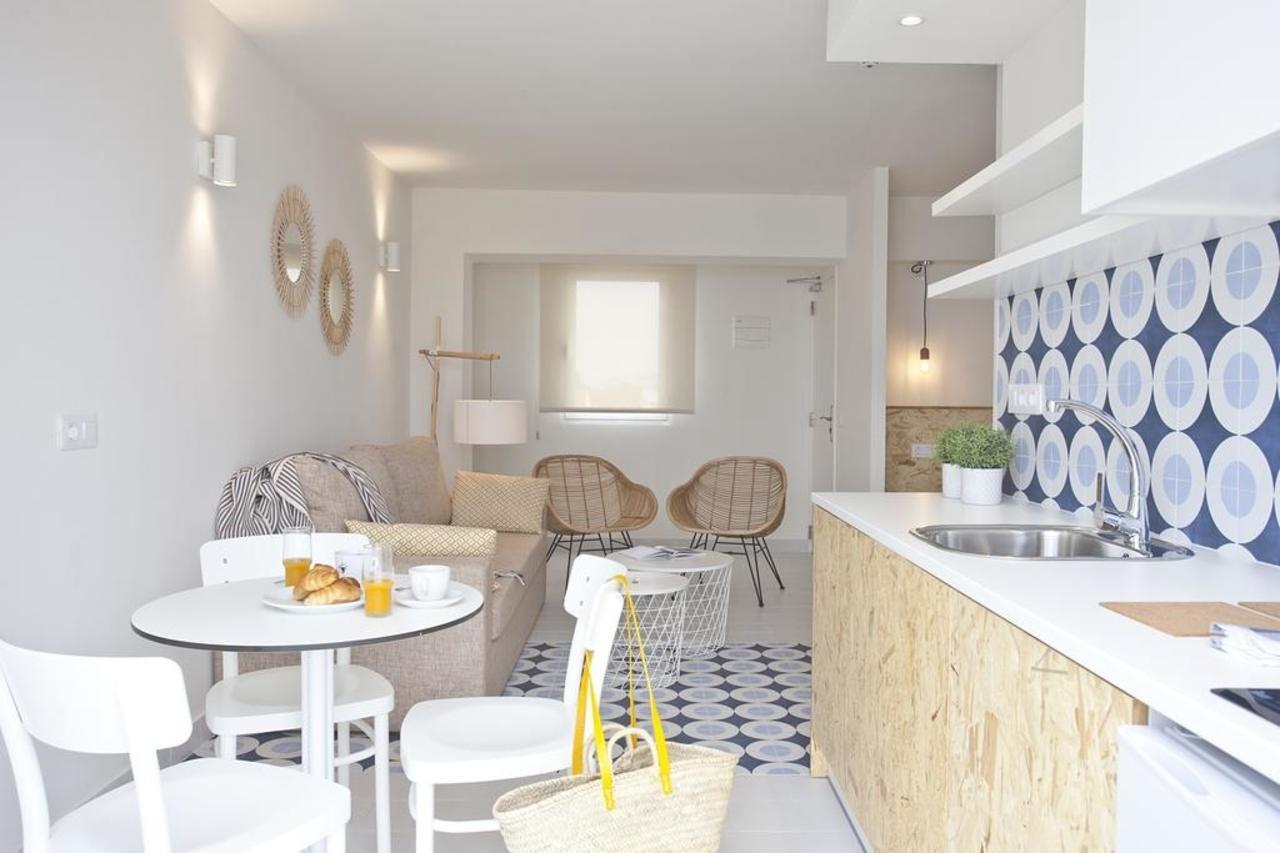 Bj Cala Morlanda Estudios (Adults Only) S'Illot  Ngoại thất bức ảnh