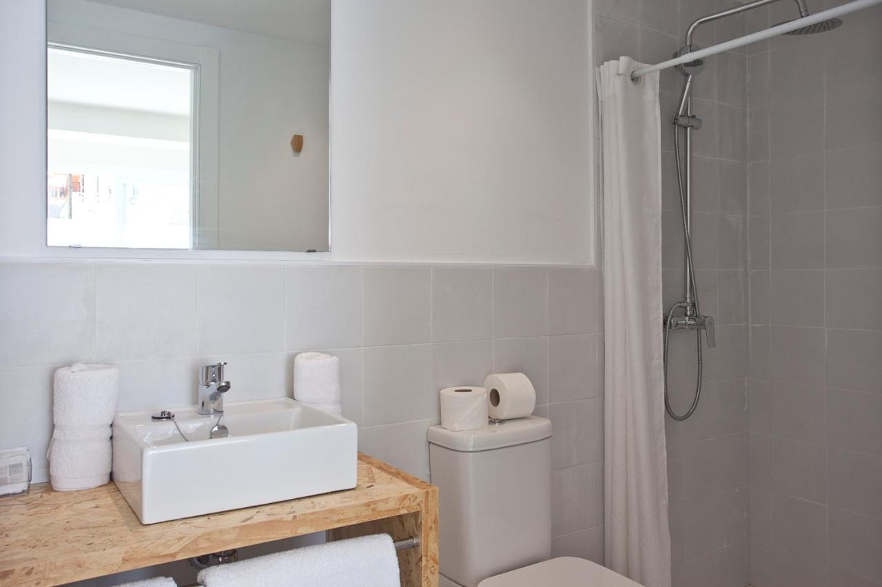 Bj Cala Morlanda Estudios (Adults Only) S'Illot  Ngoại thất bức ảnh