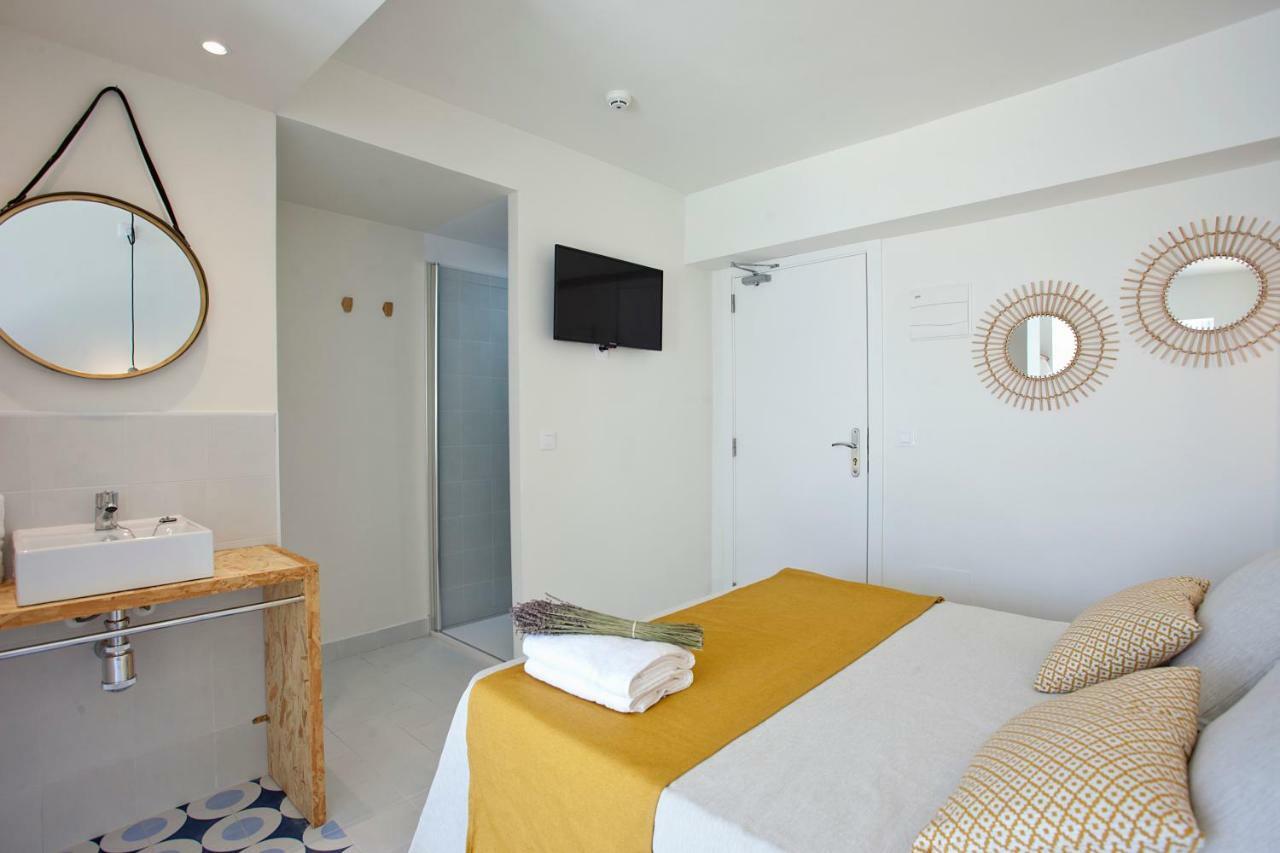 Bj Cala Morlanda Estudios (Adults Only) S'Illot  Ngoại thất bức ảnh